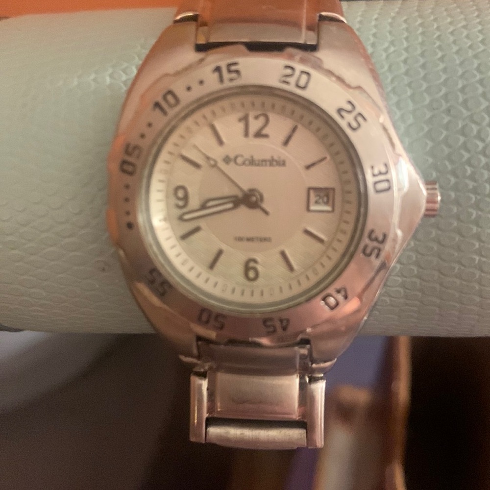 Columbia watch